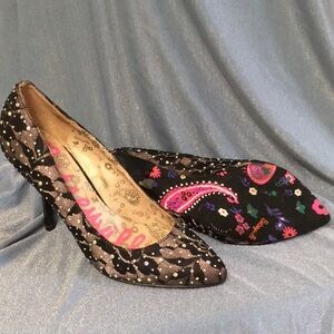 💐 🌟HOST PICK🌟 Betseyville Lace-covered High Heel Pumps Sz 7 Black